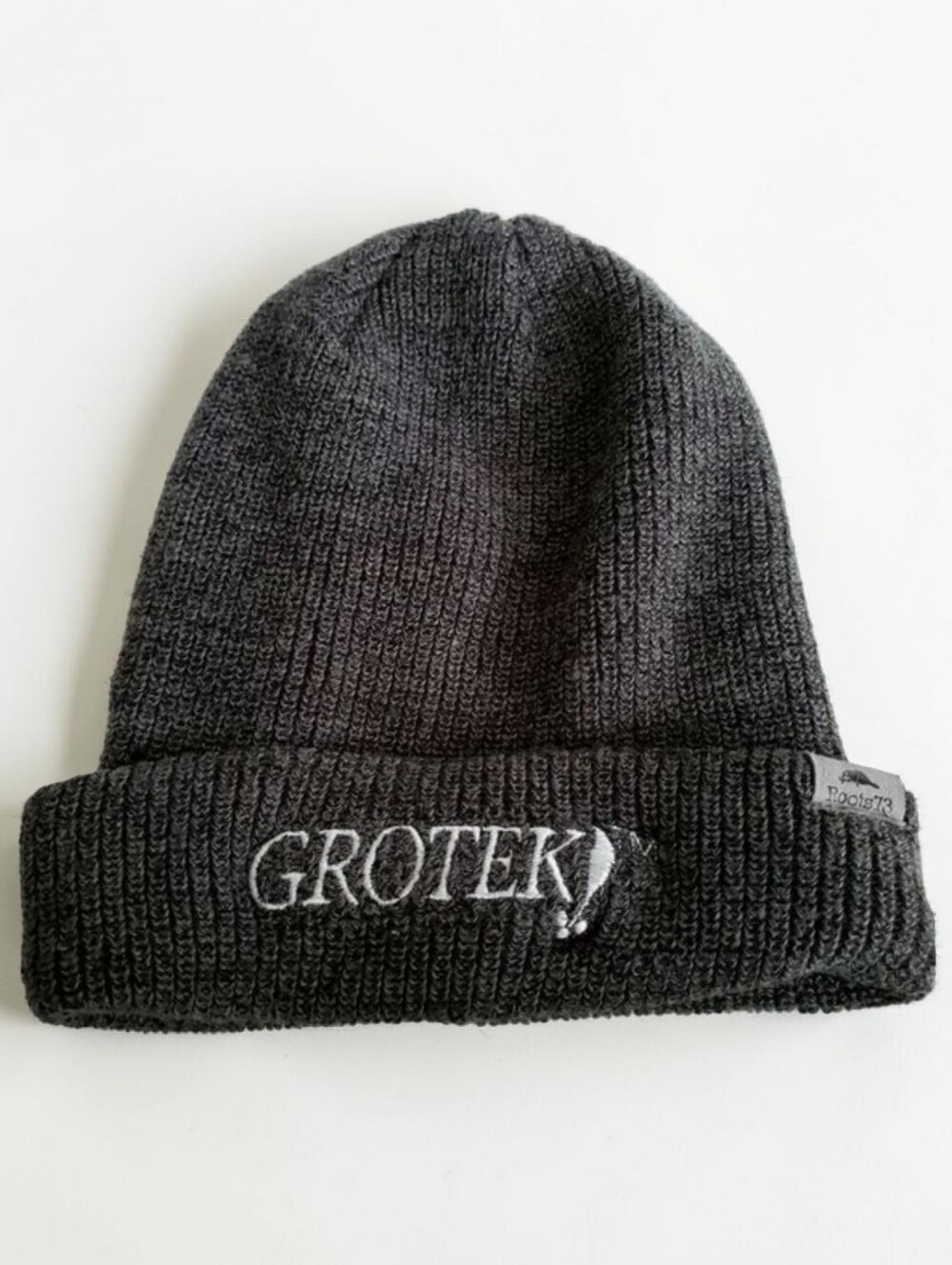 Grotek! Gray Beanie by Roots 73
